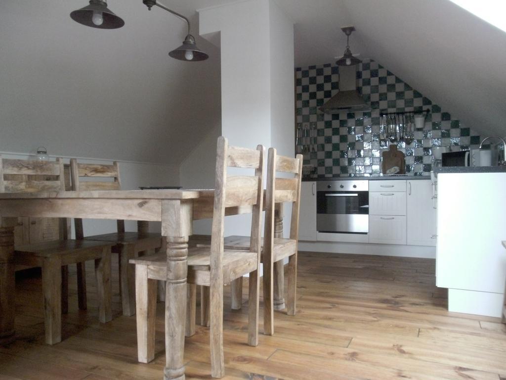 Renaixance Ronse Exterior foto