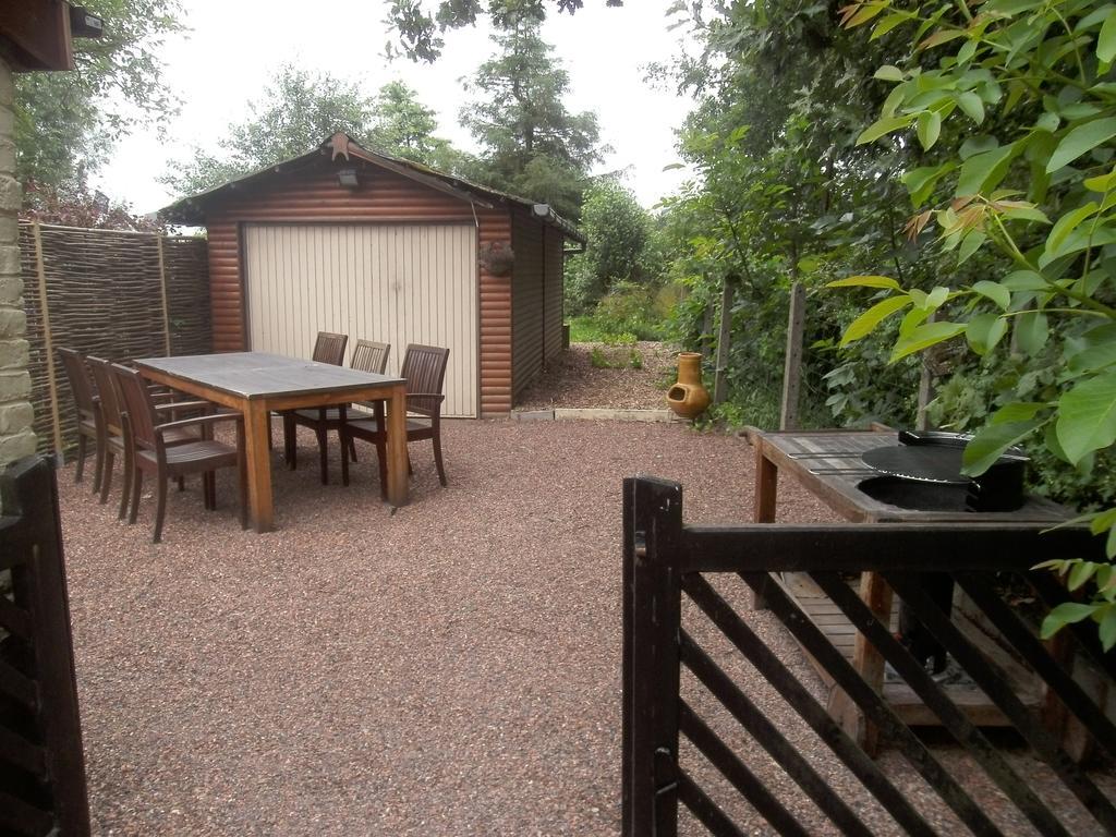 Renaixance Ronse Exterior foto